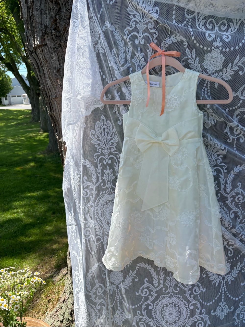 Bonnie Jean Cream Lace Bow-Front Formal Dress